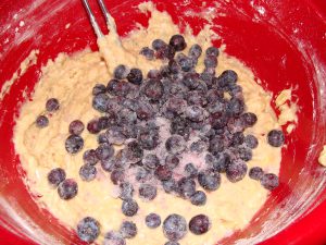 blueberry-banana-bread-02